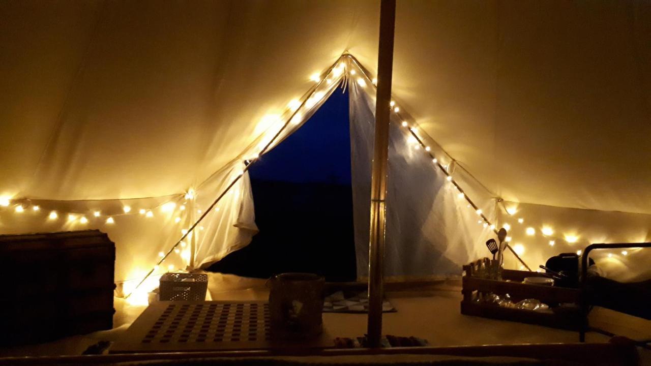 6M Xl Bell Tent With Log Burner Near Whitby Villa Liverton Exterior photo