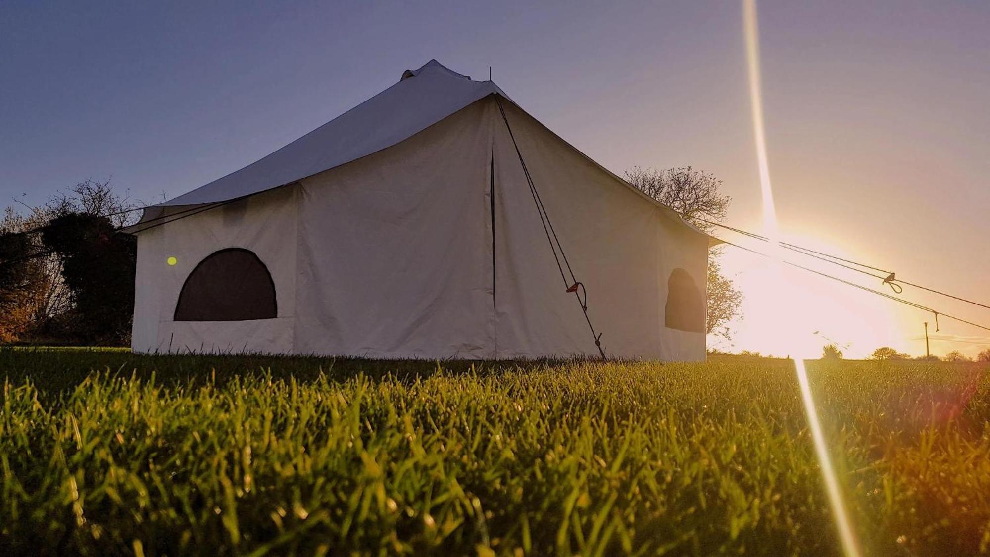 6M Xl Bell Tent With Log Burner Near Whitby Villa Liverton Exterior photo